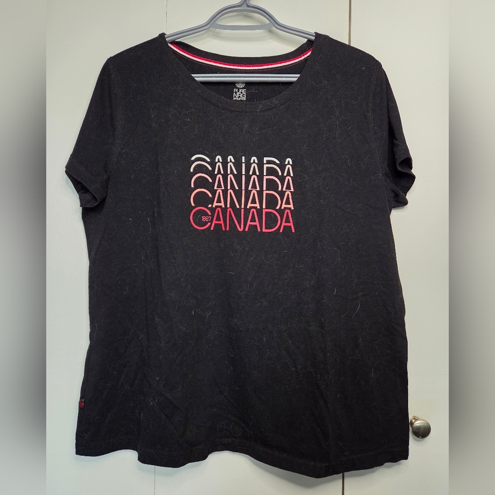 ☀️Women's XL Black Canada Day Short Sleeve Crewneck Logo Style Graphic Tee